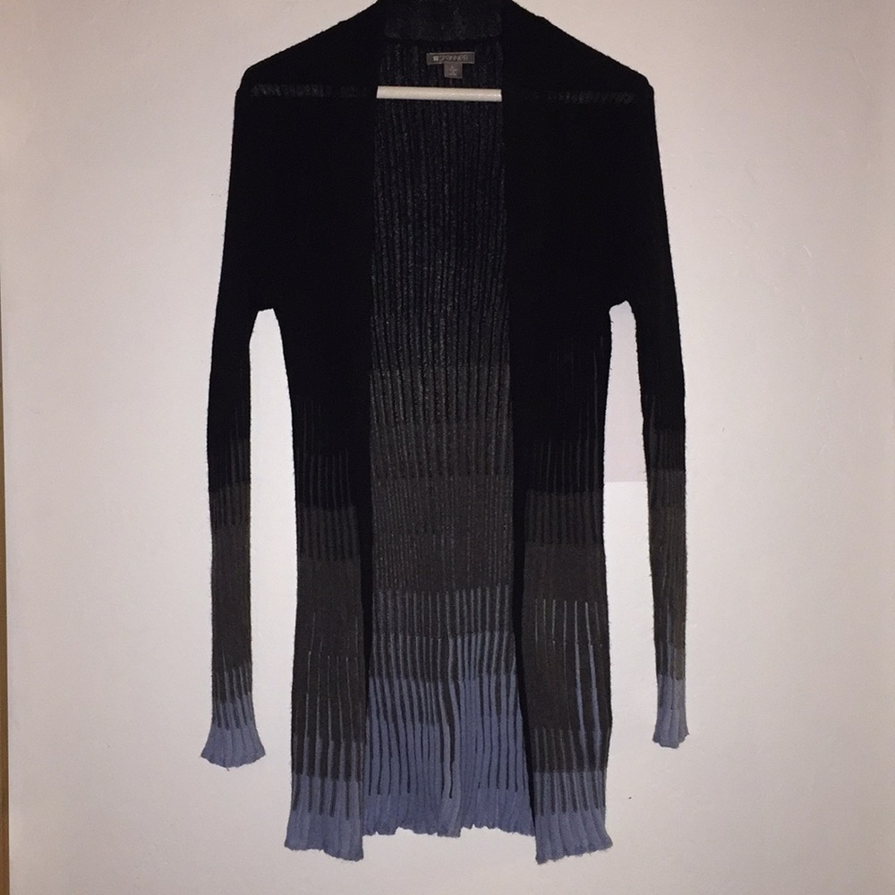 Sweater cardigan black & gray fades to pale blue